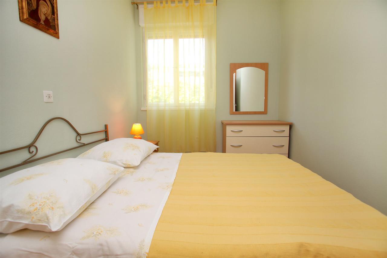 Apartment Baturina Трогир Экстерьер фото
